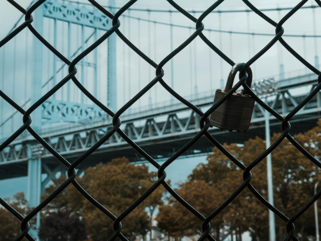 temporary fence repair